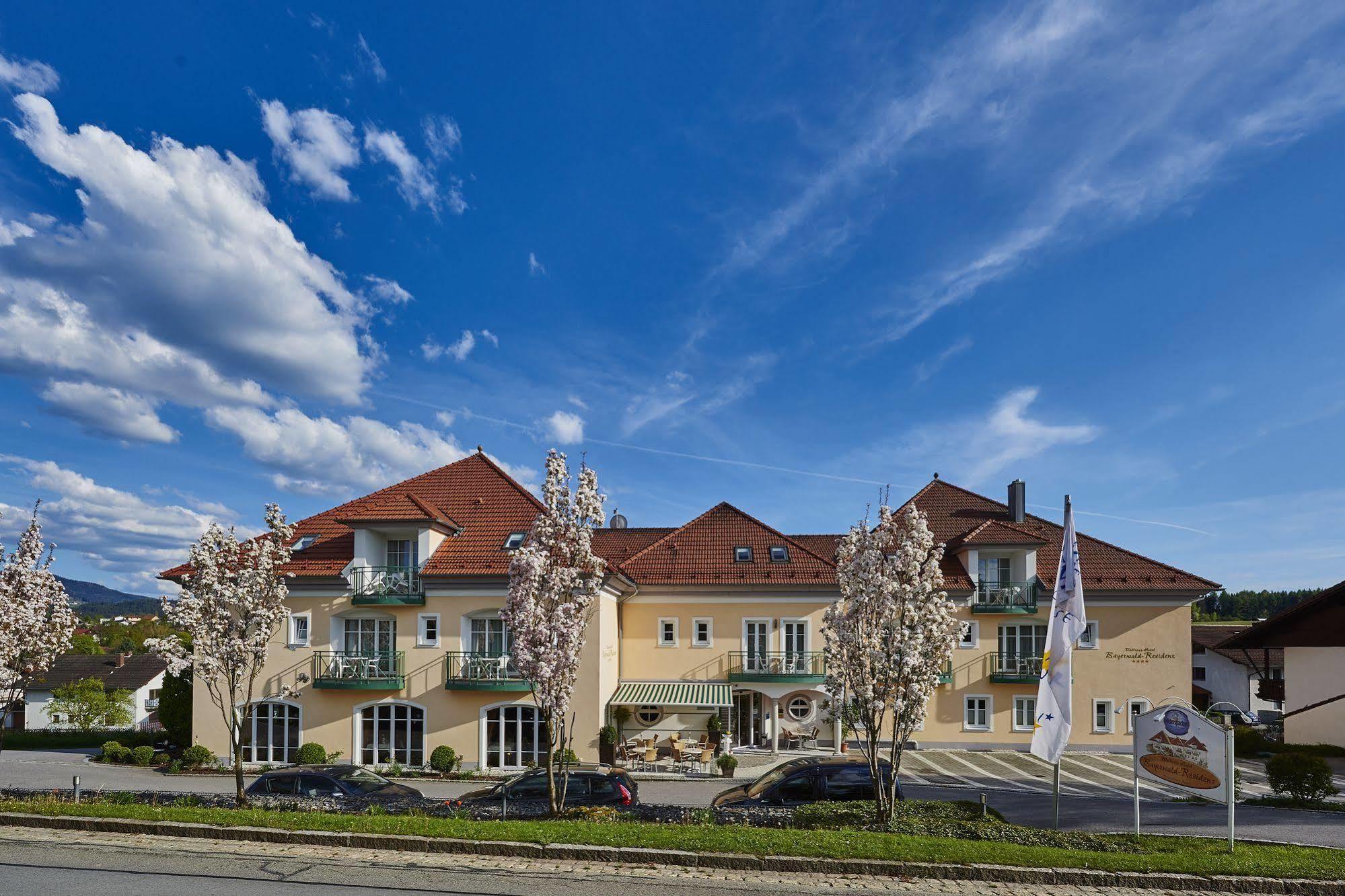 Akzent Hotel Bayerwald-Residenz Neukirchen  Eksteriør bilde