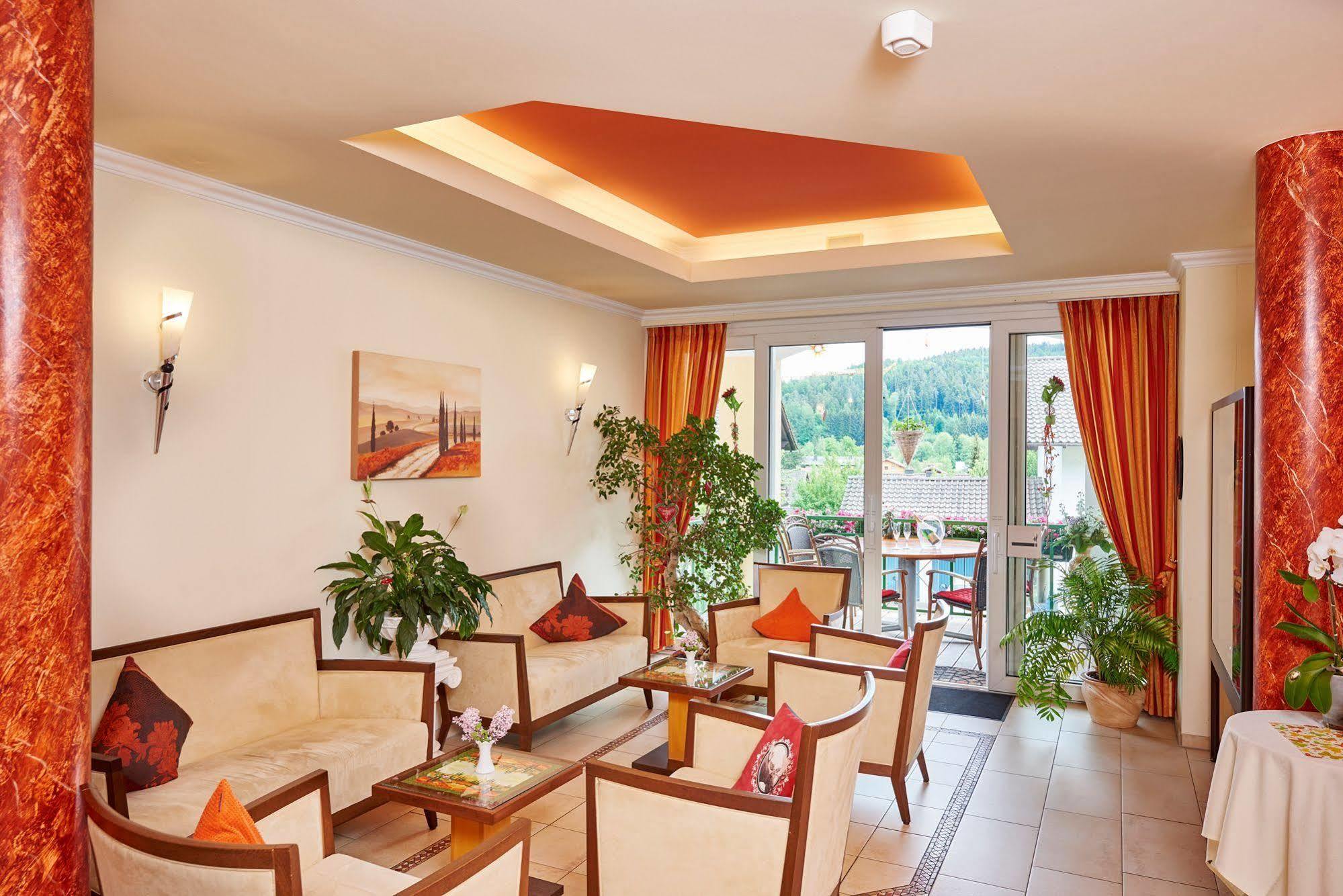 Akzent Hotel Bayerwald-Residenz Neukirchen  Eksteriør bilde